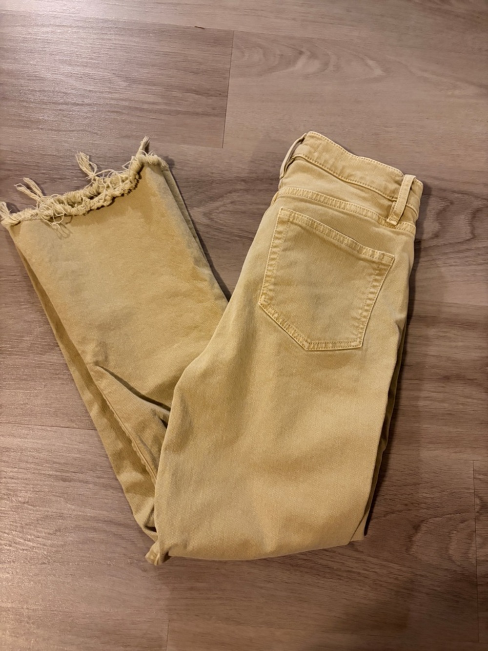 LOFT Cropped Frayed-Hem Jeans in Mustard